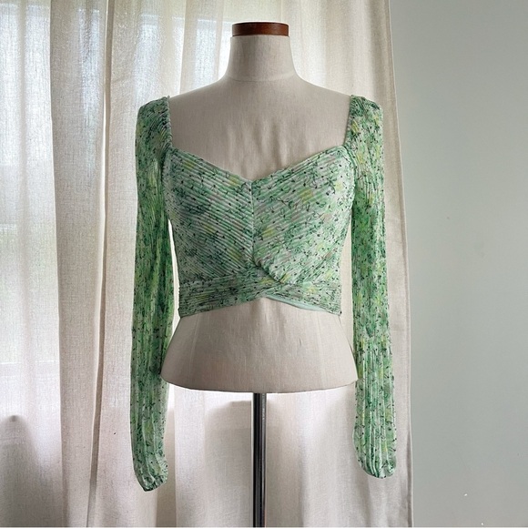 Astr Green floral sweetheart crop top NWT size medium - Picture 1 of 7